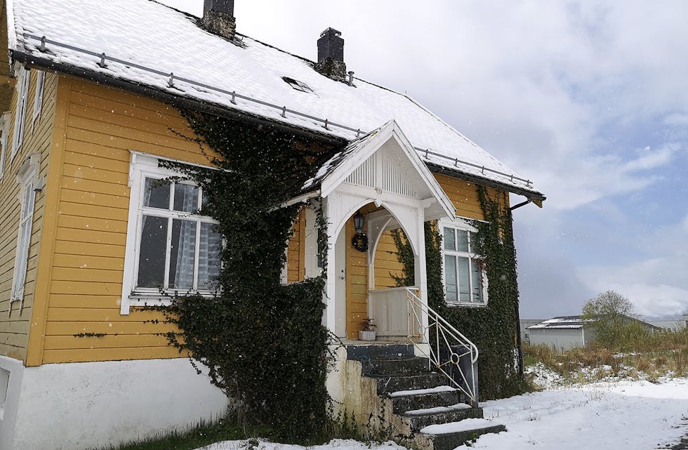 Eidehuset på Fiskå er ein av fleire hus som skal seljast. 