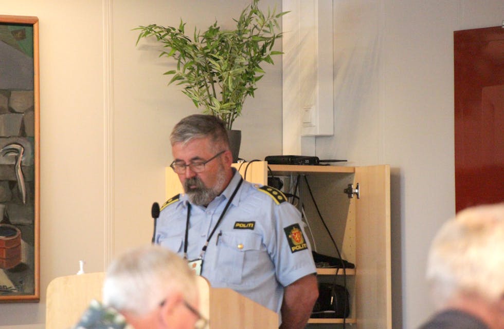 BEKYMRA: Tor Sæther orienterte denne veka kommunestyret i Vanylven om hets og trugslar mot folkevalde.