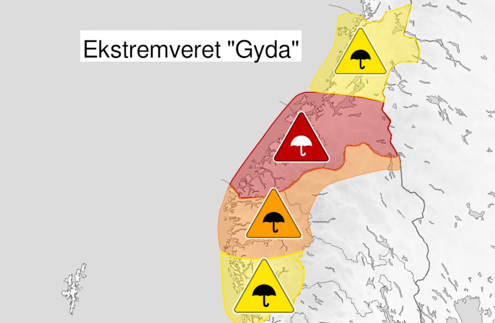 Det er venta store nedbørsmengder, vind og fare for flaum og jordskred i Møre og Romsdal onsdag og torsdag.
