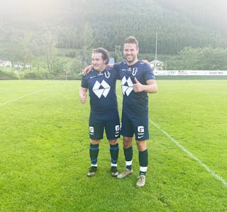 MÅLDUO for Vanylven FK, Christoffer Ervik Røys og Per-Gunnar Lundehaug. FOTO: Susann Brandal Kragset