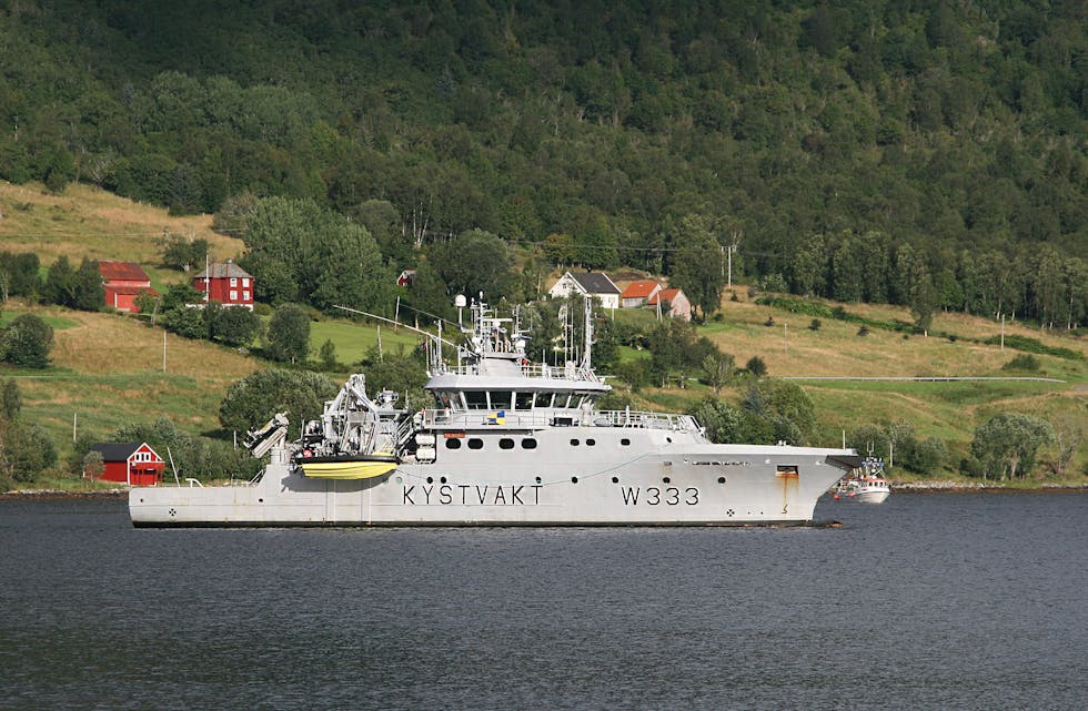 Kystvaktskipet som utførte kontrollen, her i Syltefjorden. Foto: Arild Skorge