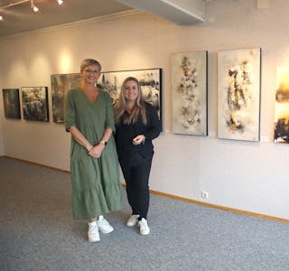ULIKE,MEN LIKE: Anne Mette Lade Johansen og Evy-Anne Brotnow fann likskapar i motiva sine og sette saman ei flott og stemningsfull utstilling i Galleriet i Syvde. 