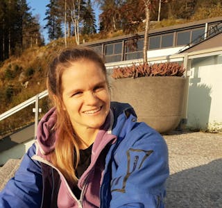 DOKTORGRAD: Ingvild Margrethe Helgøy har fullført doktorgraden ved Universitetet i Bergen, og ser no heimover mot Sunnmøre etter endt utdanning i statistikk. 
