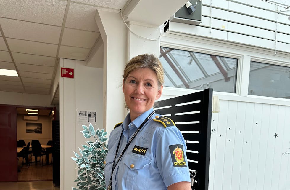 NY SJEF: Janne Garnes Nilssen er ny politistasjonssjef for Søre sunnmøre politistasjonsdistrikt. Fredag møtte ho i politirådet for første gong. 