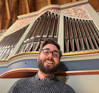 PAUSE: Robert Clark, organist byd inn til kveldsmusikk i kyrkja. 