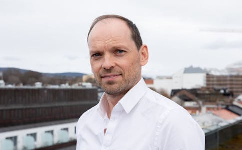 Knut Olav Aarsnes blir assosiert partner. 
