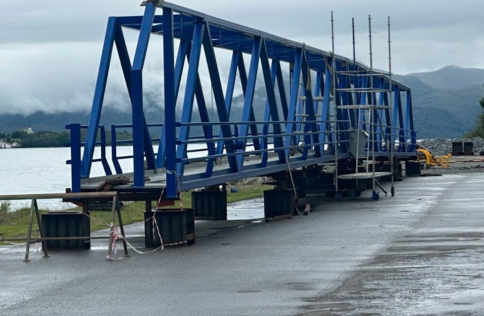 Sandsøy og Voksa grendalag har søkt om å få bruke Prodtex-brua som del av ein turveg.