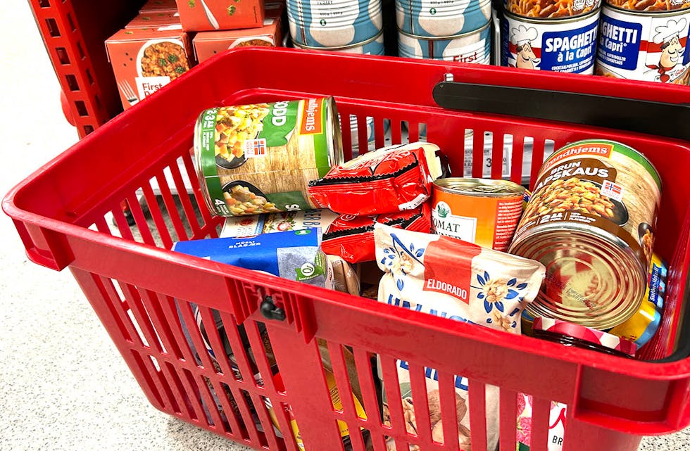 BEREDSKAP: Myndigheitene har lenge oppmoda folk om å ha eit beredskapslager i heimen.