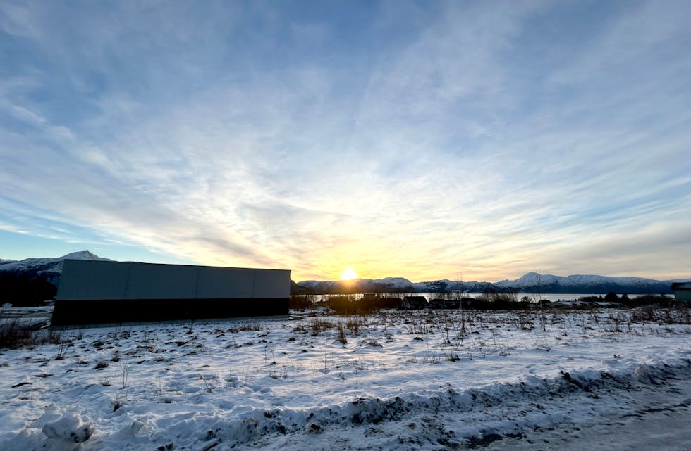 PLASSERING: Måndag under møtet vert det lagt fram kvar den framtidige ungdomsskulen skal ligge. Det har vore diskutert at den skal ligge ved barneskulen, i tillegg no har det vore sett av areal til ein ny Pump-Track-bane i same område - nord for hallen.