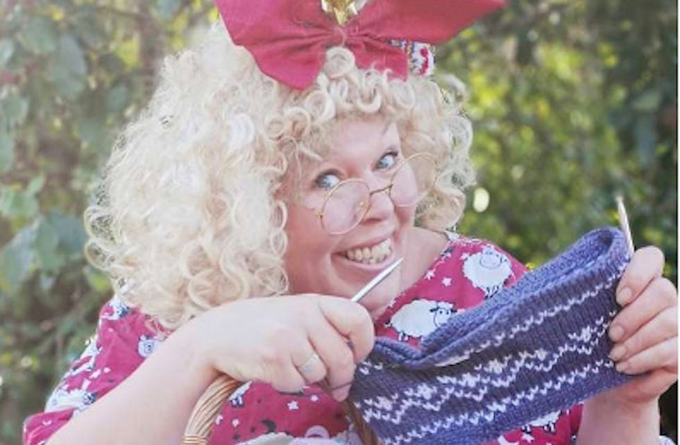 ULLA KRULLE på nytt besøk i Vanylven.