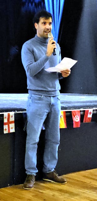 TALE: Bruno Carvalho hadde ei tale til festlyden.